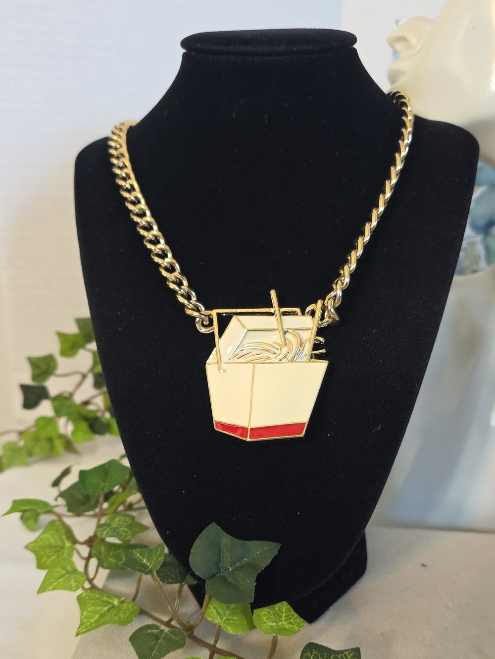 Novelty Chinese Takeout Box Pendant Necklace Gold Tone Chunky Chain Enamel